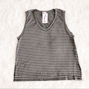 Maronie x Revolve Grey & White Sleeveless V Neck Ribbed Knit Tank Top SZ L BNWT